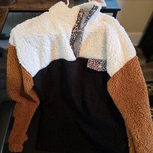 Pullover fleece jacket